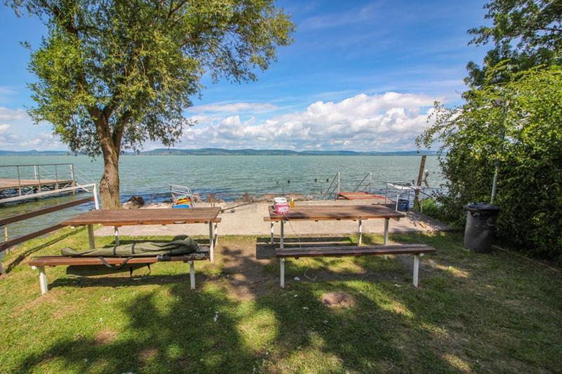 Panorama Leilighet Balatonlelle Eksteriør bilde